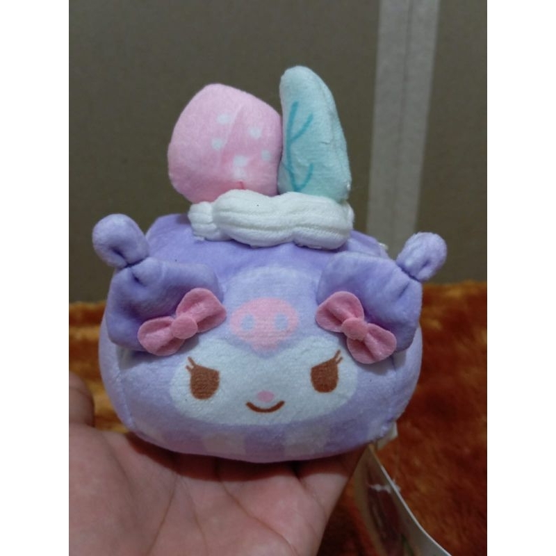 Plush Keychain Sanrio Kuromi Cake