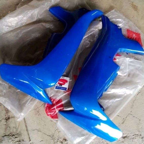 sayap legsild luar biru suzuki smash lama original