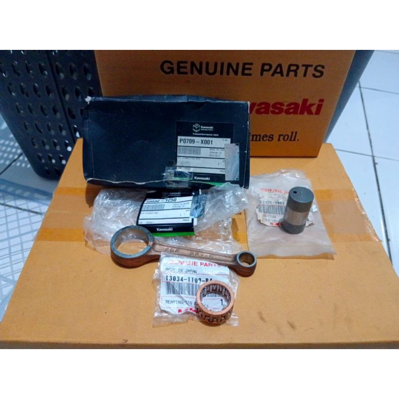 stang seher piston kaze R connecting rod kaze R original