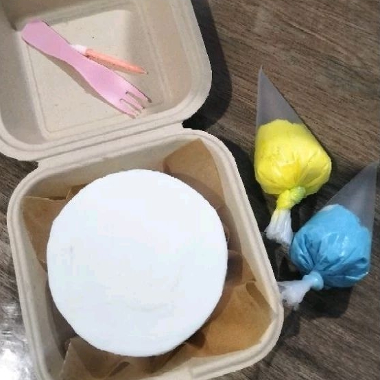 

DIY KIT Custom cake Bento cake lunchbok diamter 10