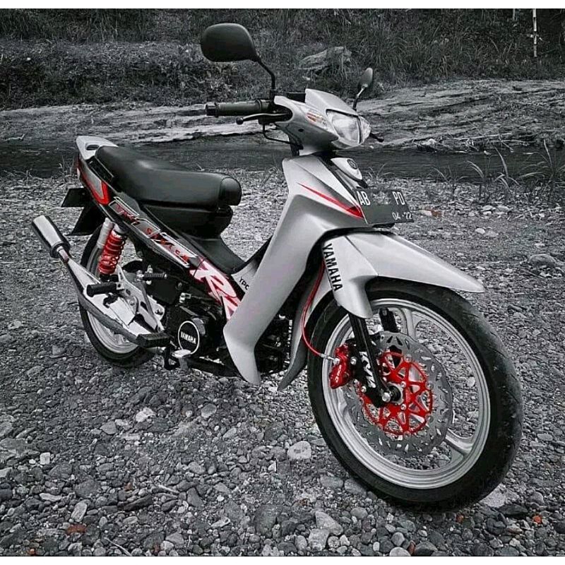 STIKER STRIPING & LIS BODY MOTOR FIZR STIKER STRIPING ORI MOTOR FIZR FIZ R FULL CLUTCT TAHUN 2002 HI