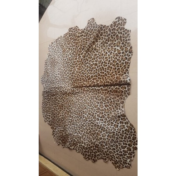 KULIT SAPI MOTIF LEOPARD LEMBARAN KARPET