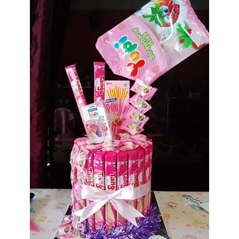 

kado buat orang tersayang/kado snack cantik/tower snack kado