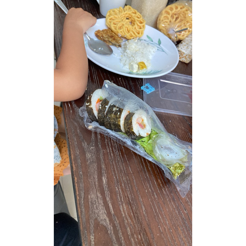 

KIMBAB MLENTONG