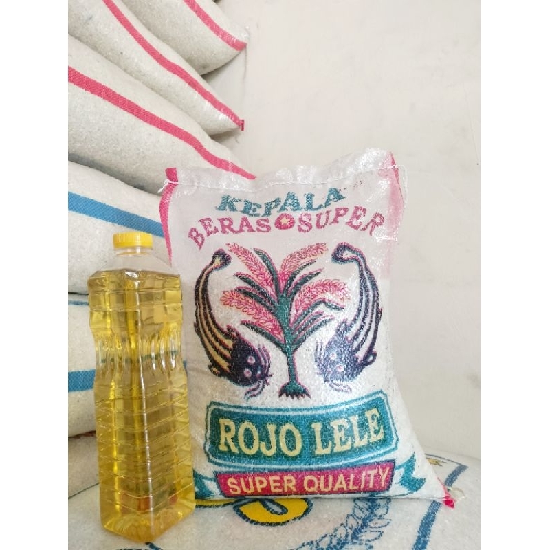 

Paket Hemat Bera ROJOLELE 5KG+MINYAK SAYUR