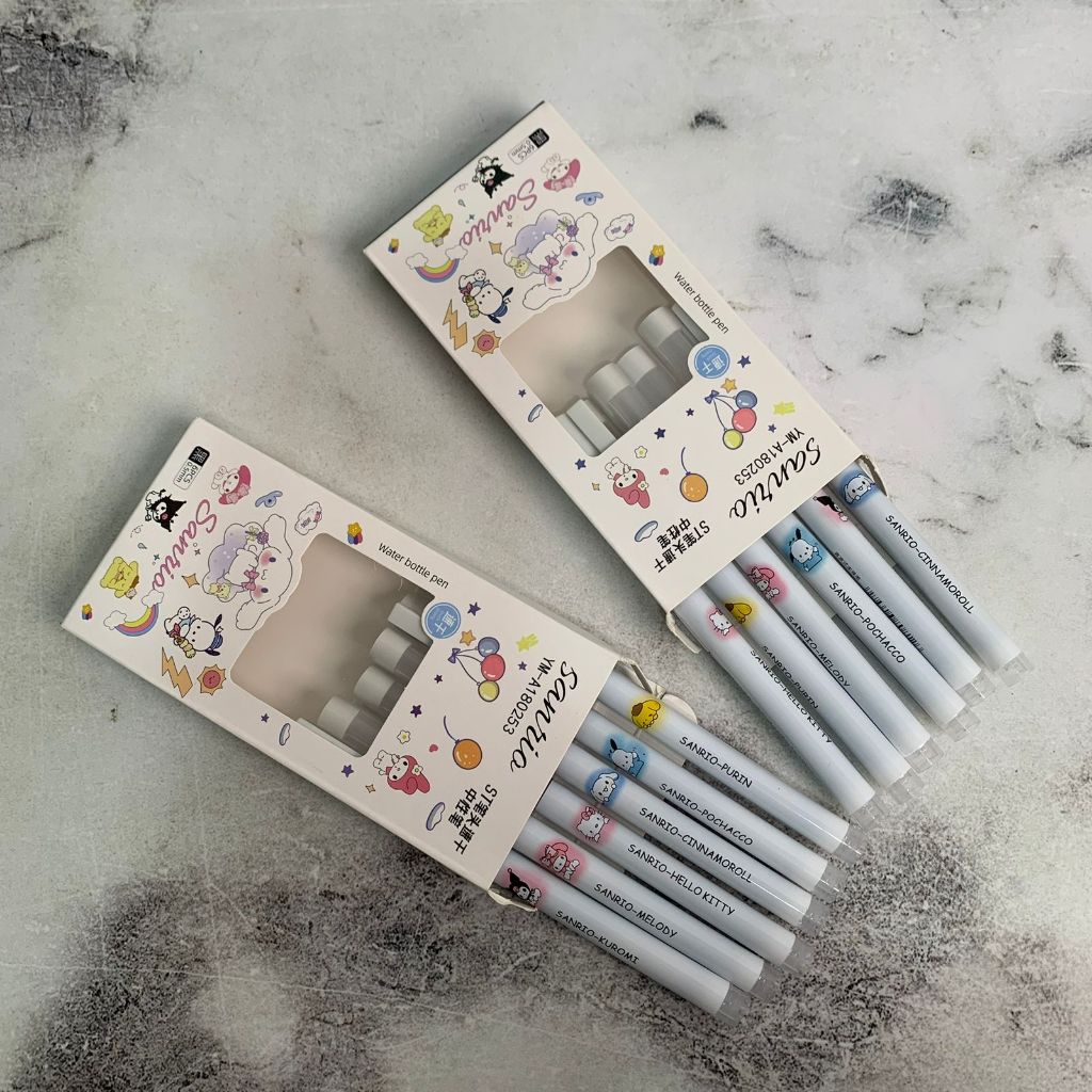 

Pulpen GEL ISI 6 PCS MOTIF SANRIO WATER BOTTLE Tinta Gel Hitam 0.5 mm PGK 1267 - bolpoint elastis unik aesthetic korea viral 1 pack alat tulis lucu sovenir hadiah