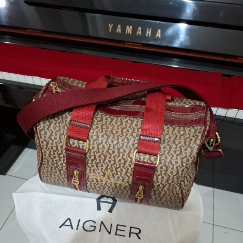 Etien Aigner bag monocrom signature Preloved Original 100%