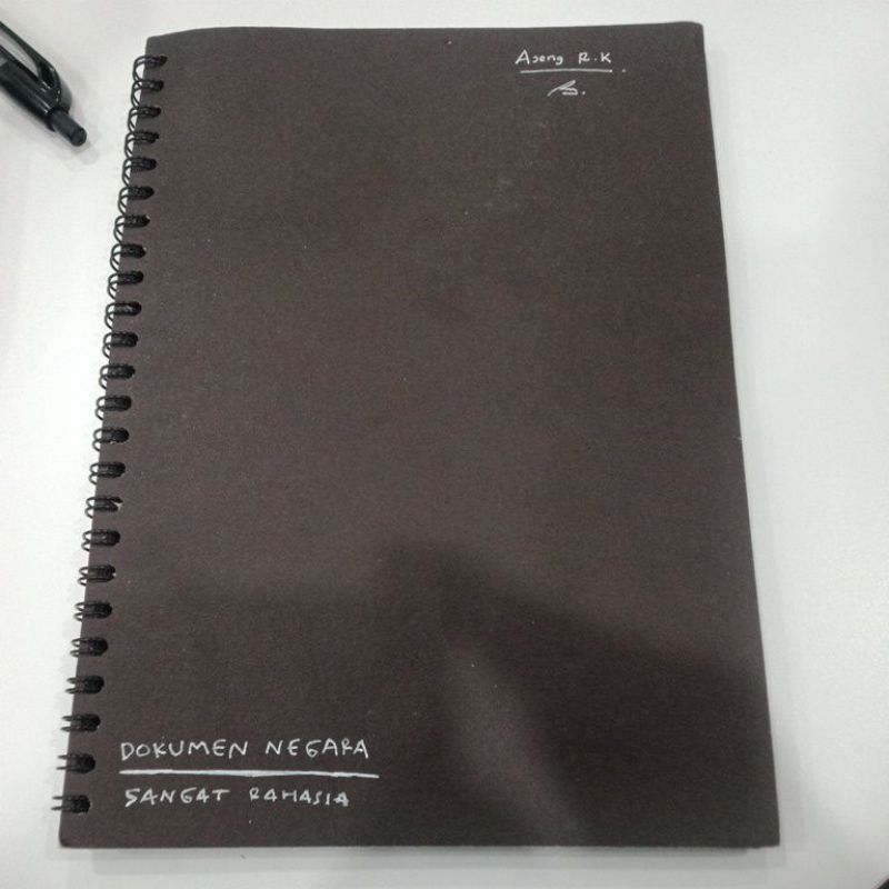 

notebook black