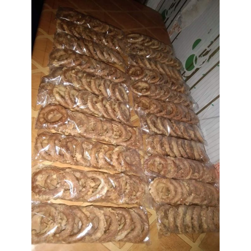 

kukis gelang khas manado / kue gelang