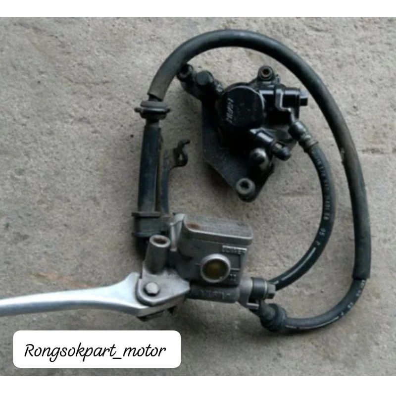 Master Rem kaliper Atas Bawah Honda Revo absolute & Belade original copotan
