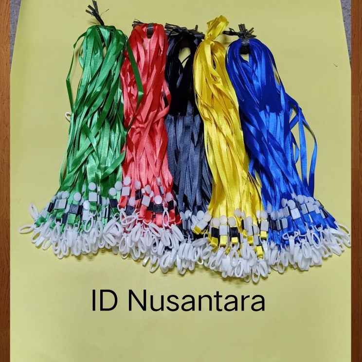 

Harga Promo Tali 1 CM kait plastik isi 1pcs