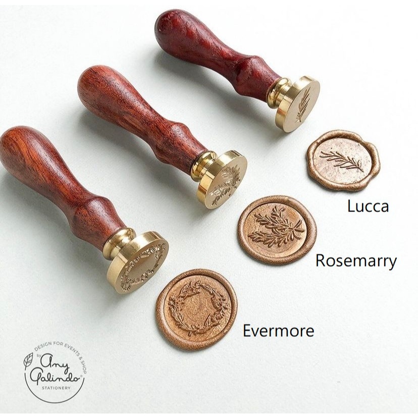 

Evermore / Lucca / Rosemarry (Light Gold) - 1 Pcs Wax Seal Sticker Undangan WAXSEALCOIN Vintage / Tanpa Minimum / 1 Pcs/ Termasuk Double tape / Lilin Wax Seal Vintage