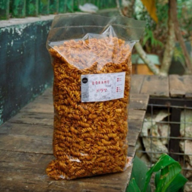 

Makaroni Spiral Balado 1KG Spiral Balado Kaldu Ayam Pedas Manis Lezat Makaroni 1KG