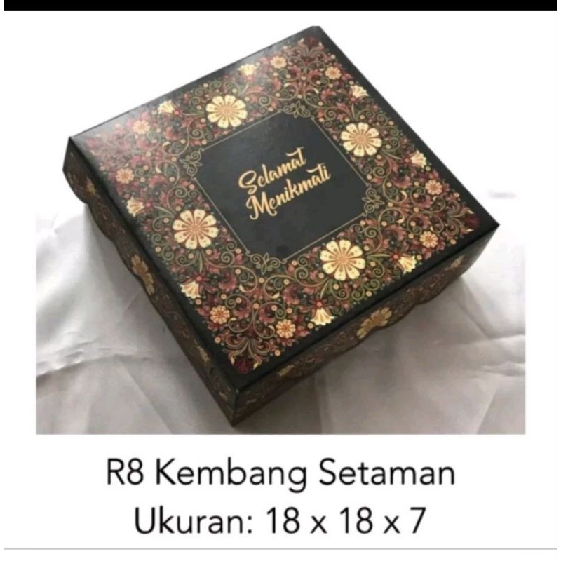 

DUS R8 KEMBANG SETAMAN 18X18X7 / DUS 18 MOTIF