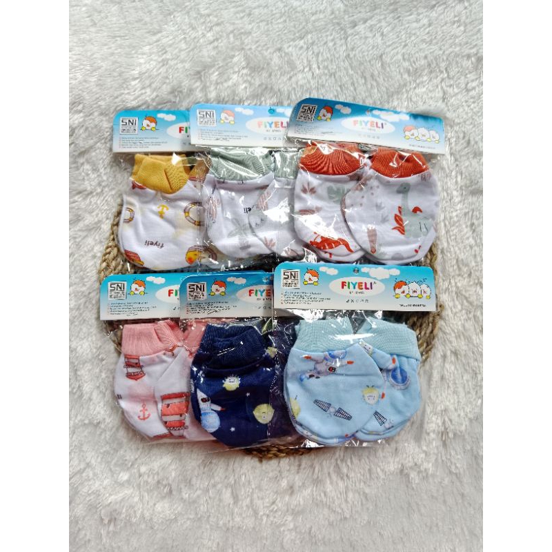 Set Kaos Tangan - Kaos Kaki Bayi | Fiyeli