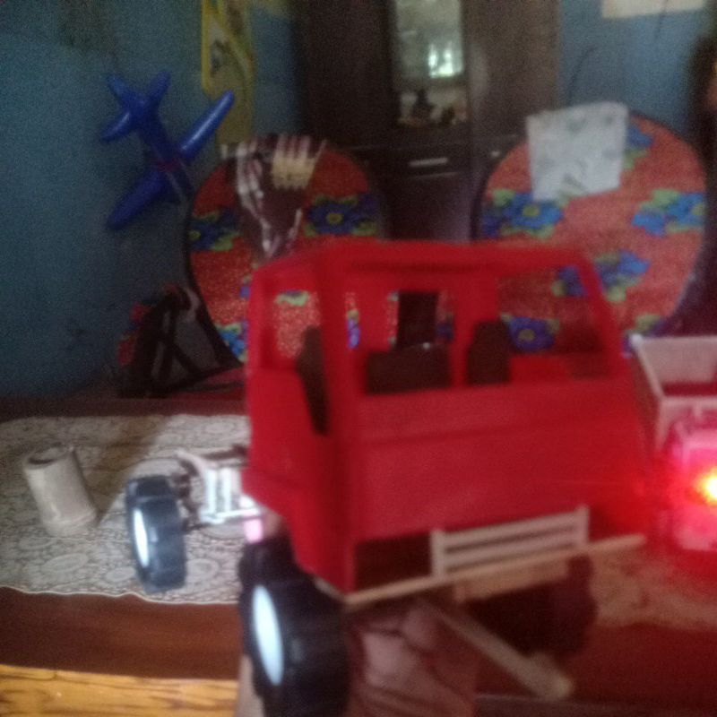 SASIS MINIATUR TRUK PLASTIK PLUS KABIN RAGASA