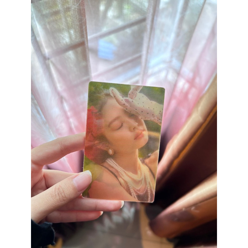 JENNIE LENTICULAR CARD SOLO PHOTOBOOK