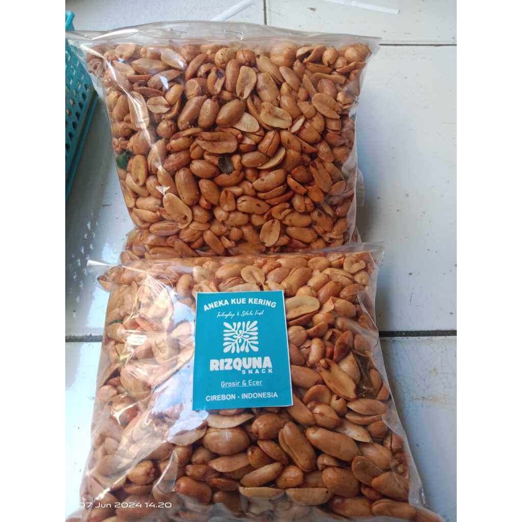 

kacang bawang super daun jeruk 1kg gurih renyah empuk