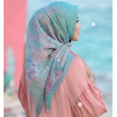 Preloved Original Buttonscarves Series The Little Mermaid