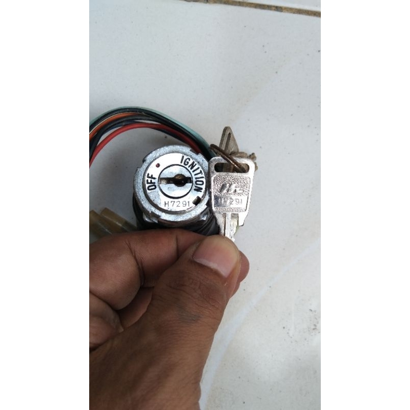 Kunci kontak cb100 / cb125 / z90 kabel 7