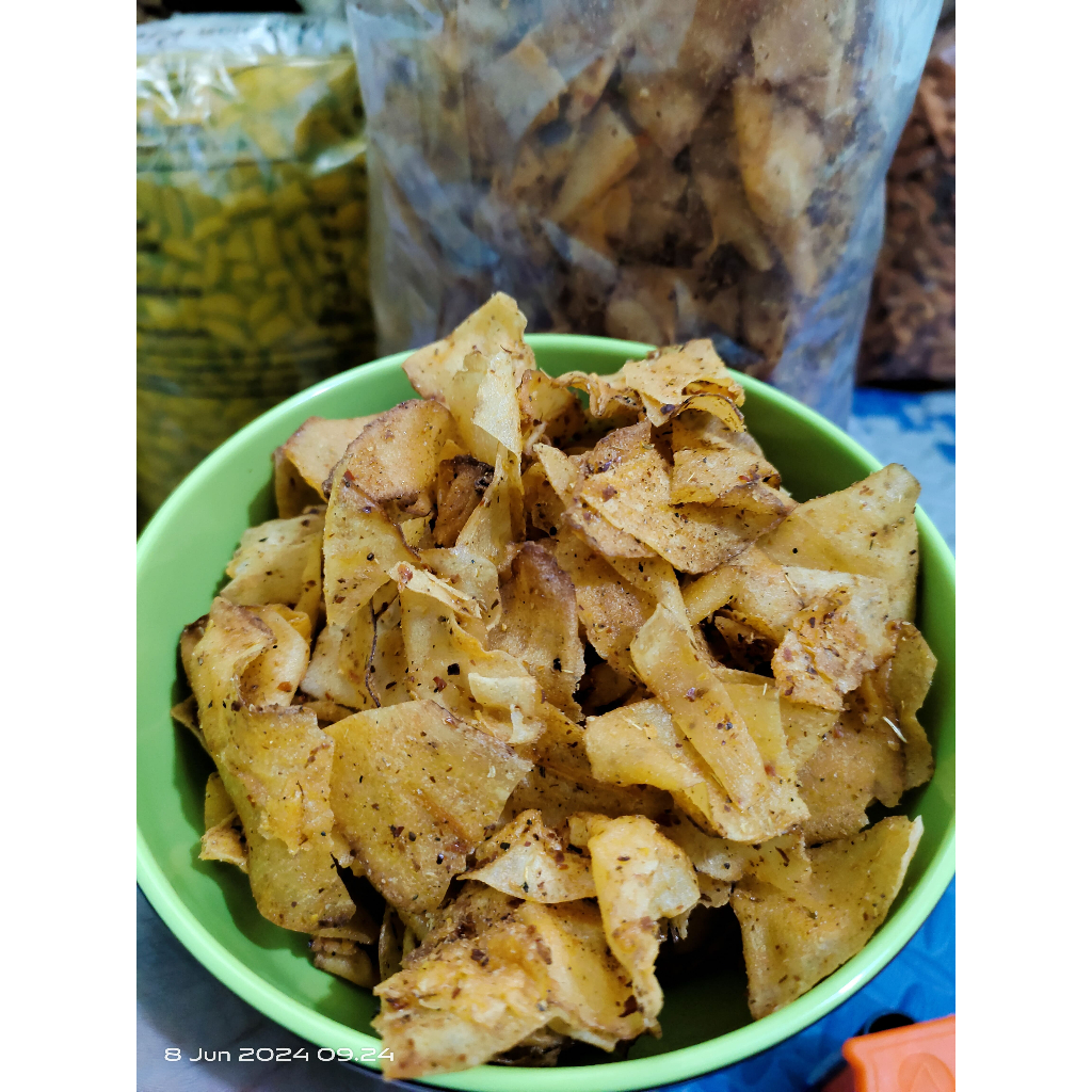 

Keripik Kriwil / Kripik Singkong Pedas 250G Snack Makanan Ringan