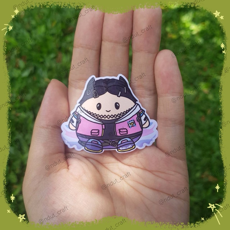 

Stiker Clove Valorant Glossy by Ndut_Craft