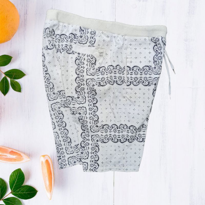 Celana Pendek AZUL by Moussy Motif Bandana Pria Original Stylish Outdoor Casual Nyaman XL
