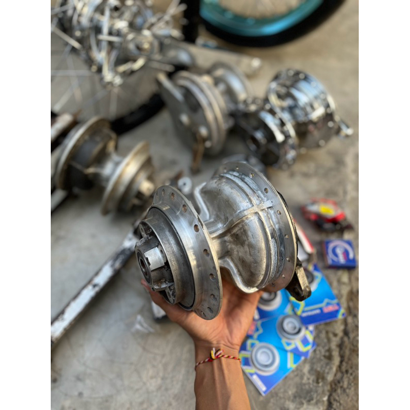 tromol ts 100 custom belakang