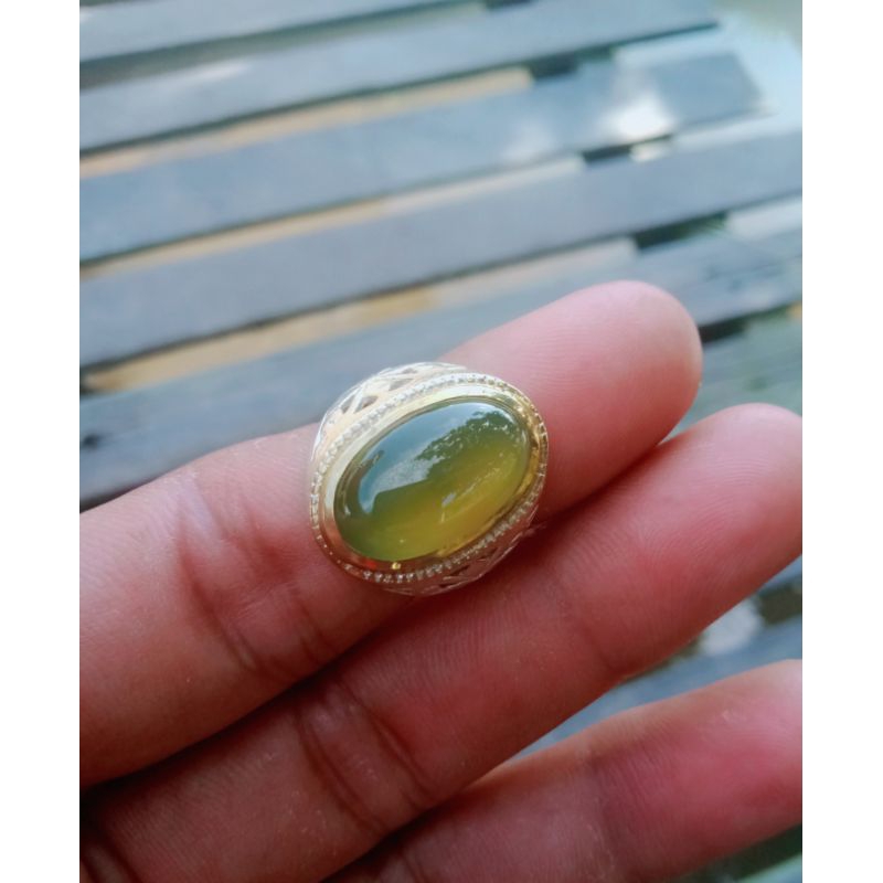 Natural batu solar neon green aceh