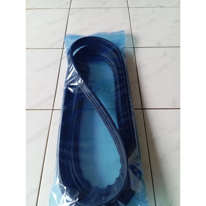 karet pintu karet bagasi pintu belakang mobil taruna