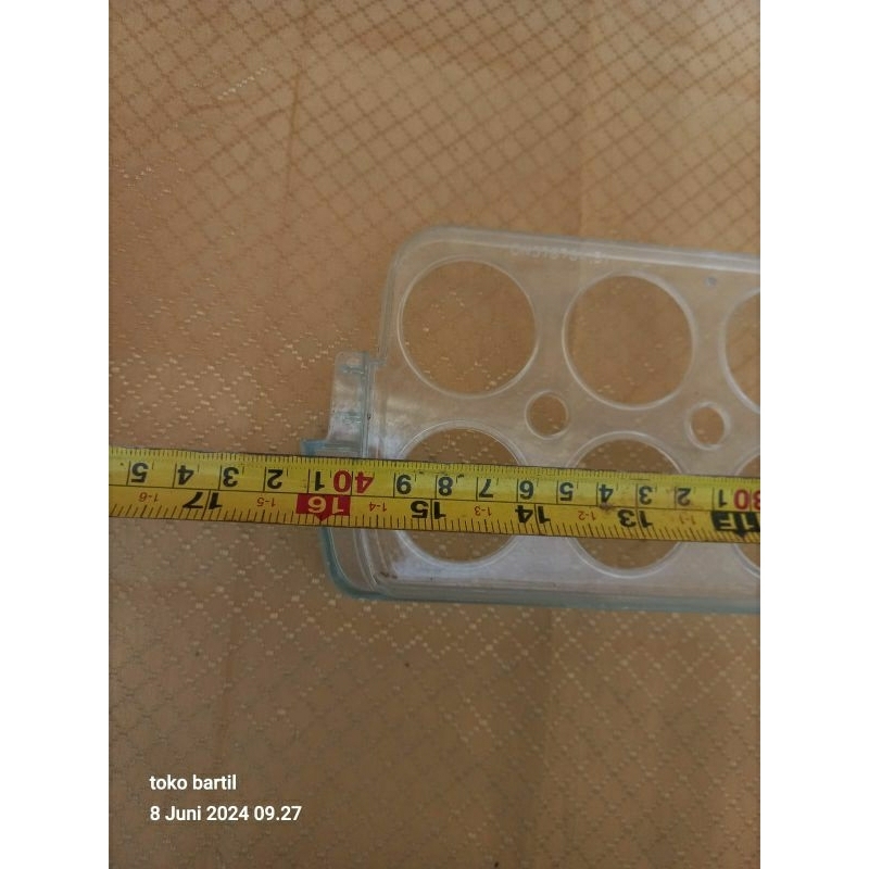 Rak Kulkas Tempat Telur Kulkas Polytron.