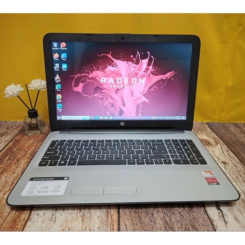 Laptop seri gaming Hp 15 ba004AX AMD A10-9400p