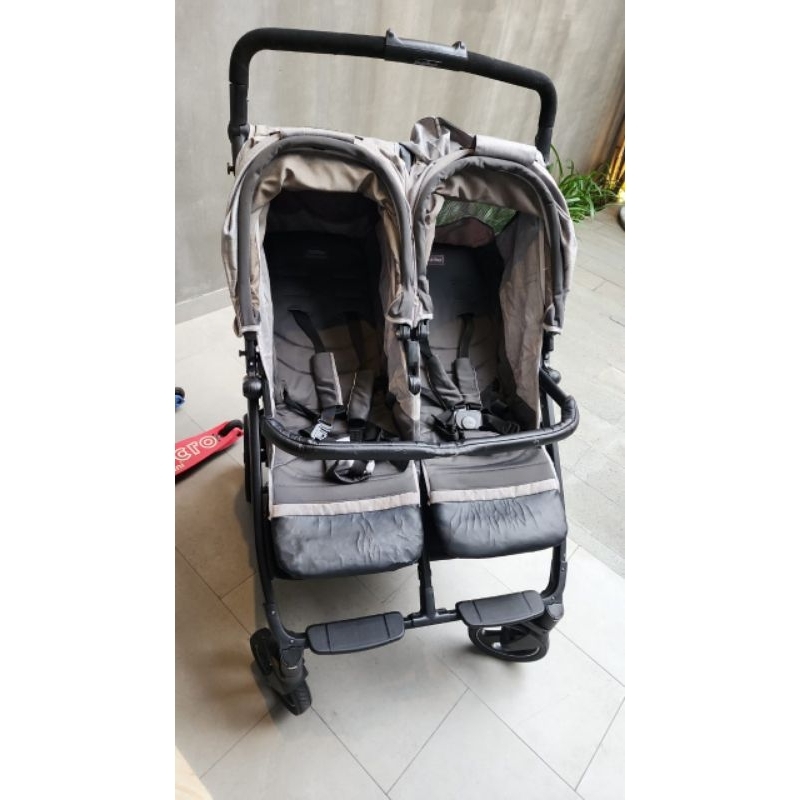 Preloved Stroller Bayi Merk Peg Perego untuk anak KEMBAR