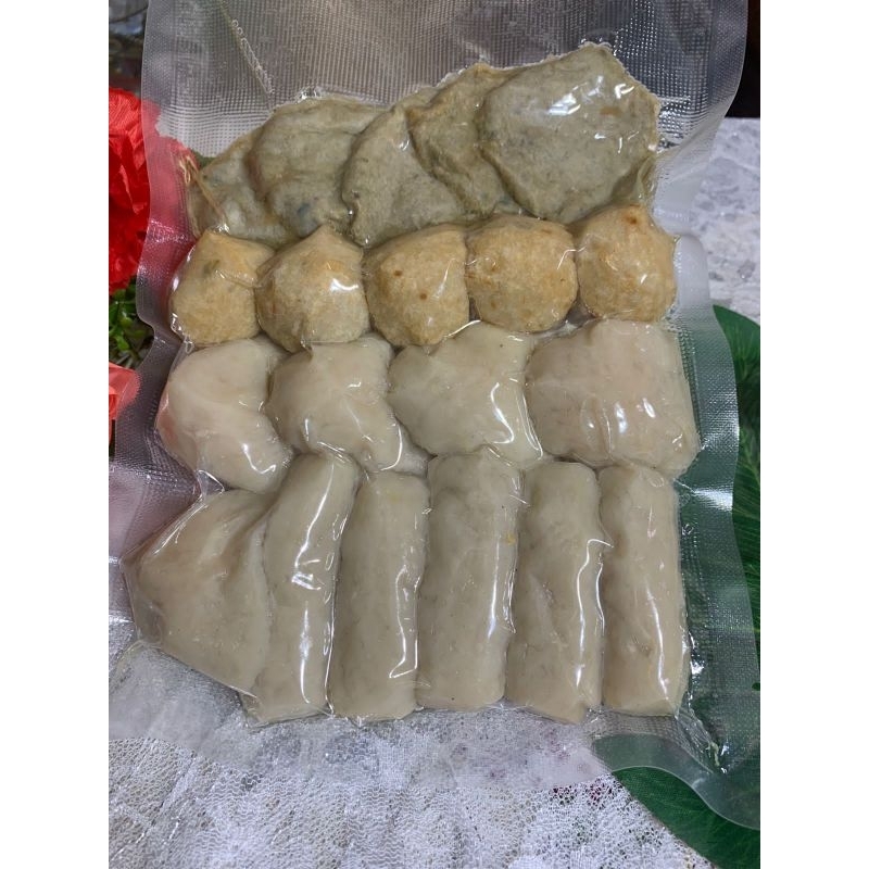 

Pempek Palembang campur isi 15 pc + Cuka 150 Ml