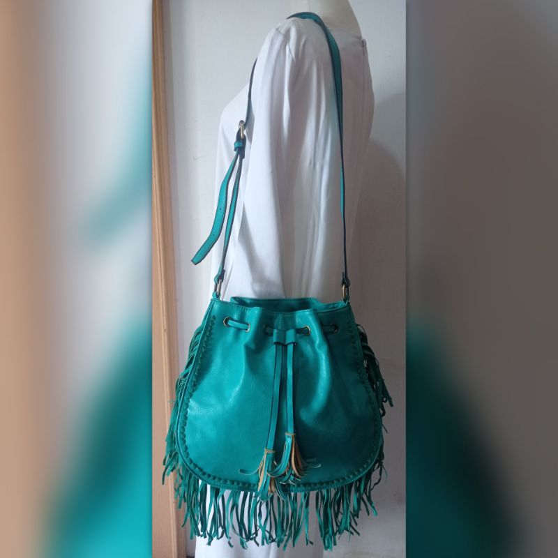 Tas selempang wanita - Tas selempang preloved/second