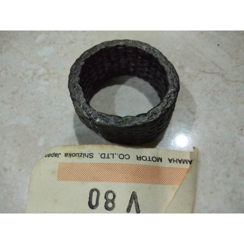 perpak asbes sambungan knalpot bawah Yamaha v75 v80 v80ss  nos