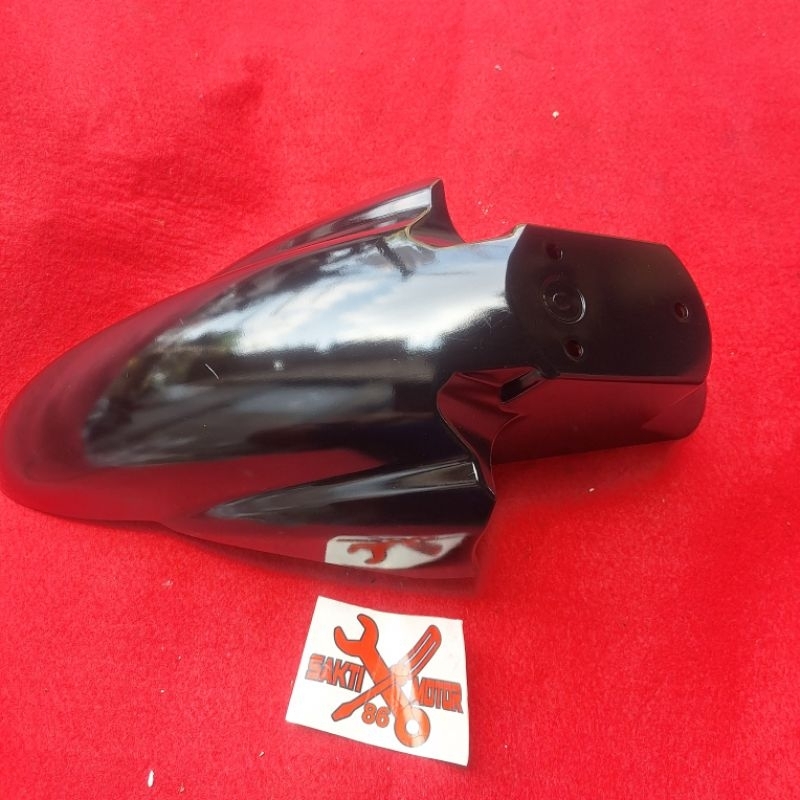 Spakbor Depan Suzuki Spin Original