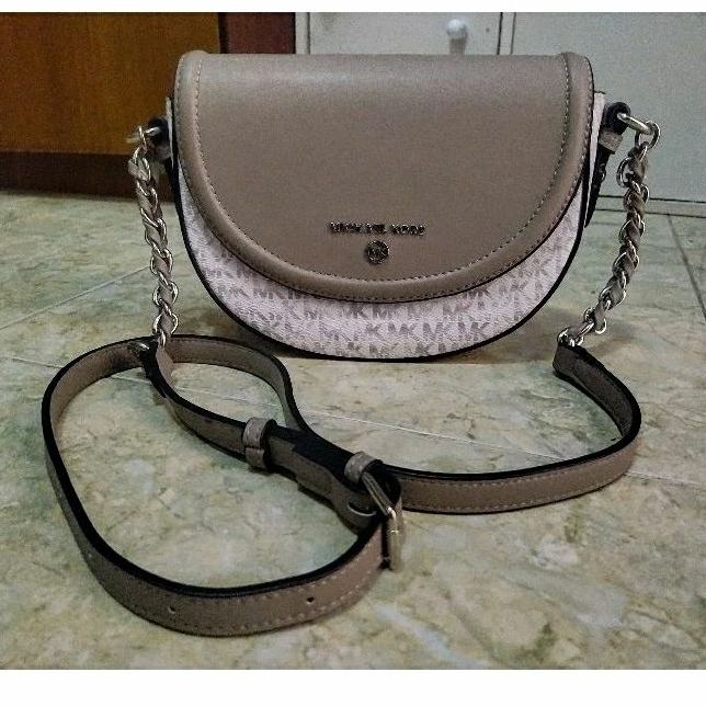 Sling Bag MK half moon mirror preloved muluss 99%