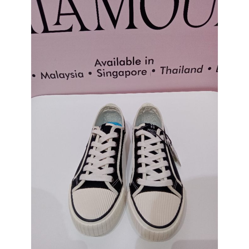 sepatu sekolah north star