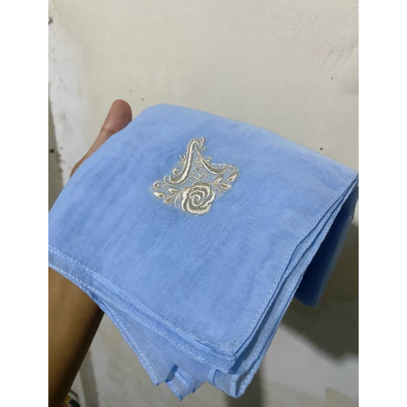 Ayu Dyah Andari Preloved