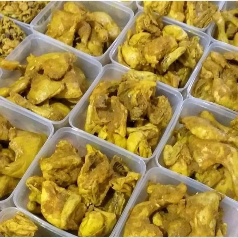 

Ayam ungkep bumbu kuning 8 sampai 10 potong 1 ekor siap goreng