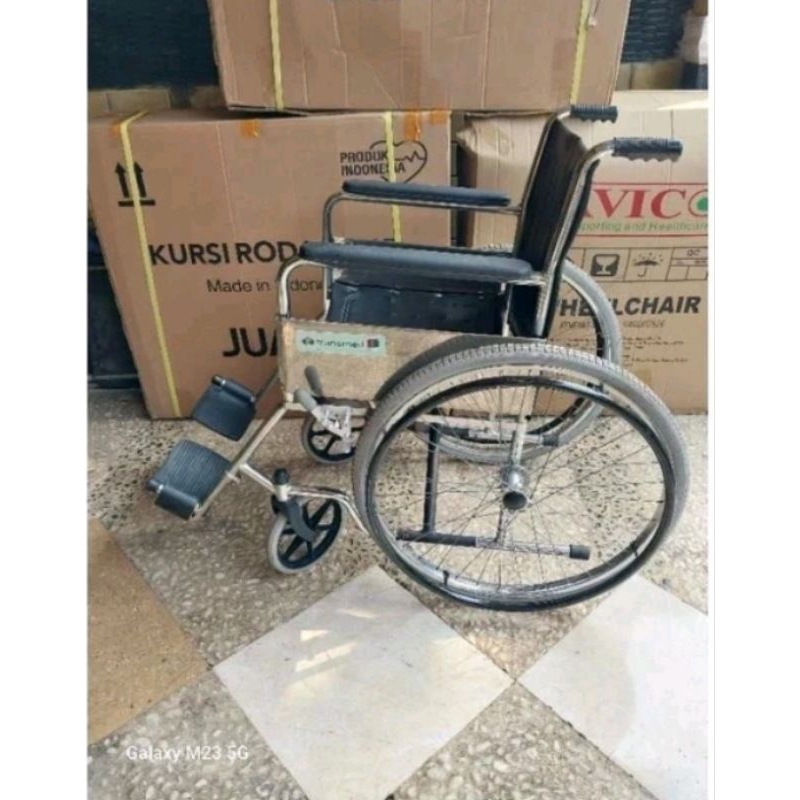 kursi roda standar seken termurah siap pakai