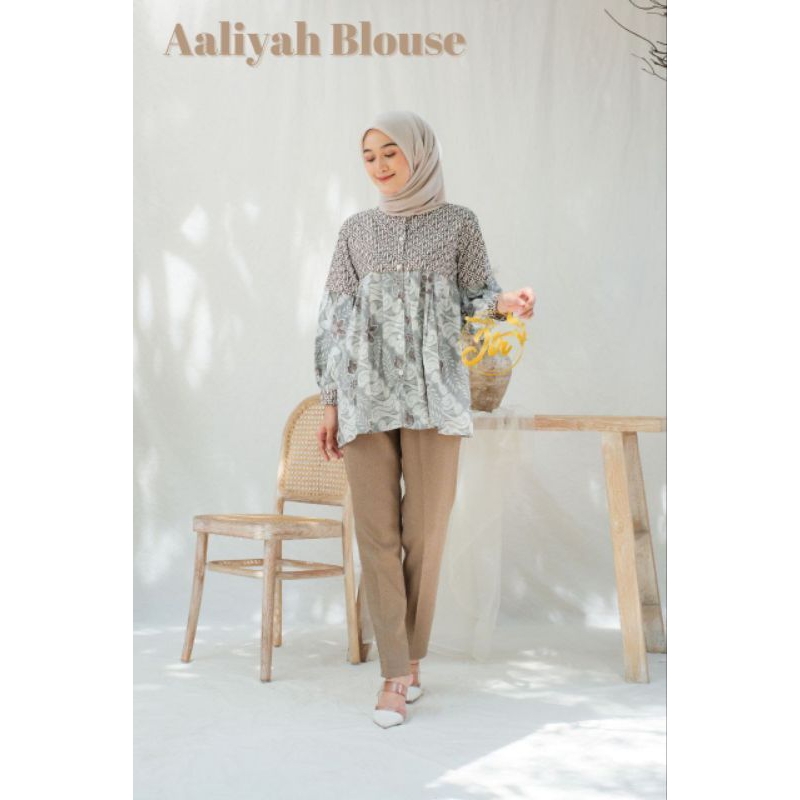 aaliyah blouse