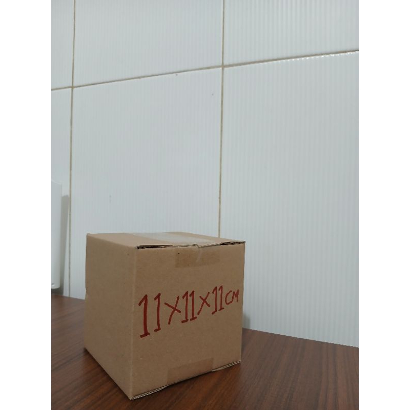 

KARDUS BOX JAKARTA POLOS BARU Uk 11x11x11 CM / kardus baru polos uk 11x11x11 cm