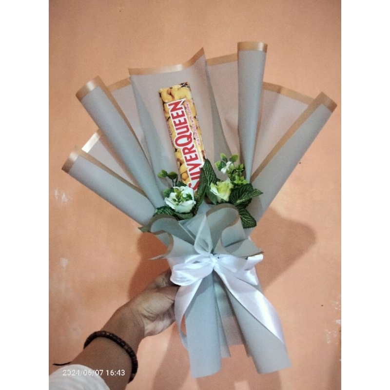 

Buket Coklat Silverqueen