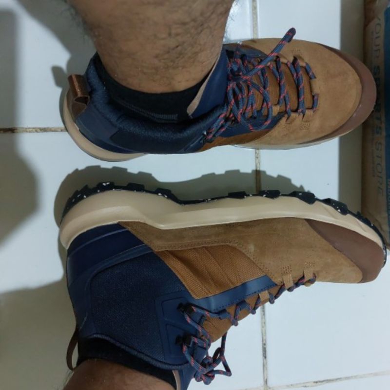 Sepatu Boots Hiking Pria Waterproof 500 MID