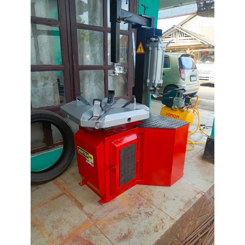 Alat Buka Ban Motor dan Ban Mobil