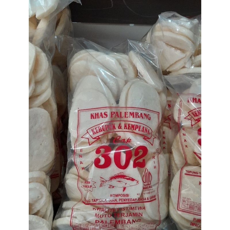 

Kemplang Bulat Cap 302 Kakap Super 500 Gram