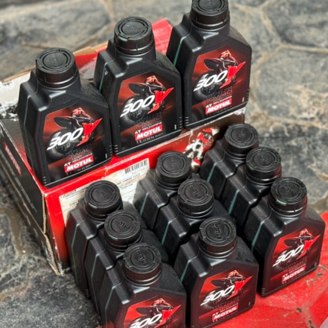 oli mesin motul 300v original 300 v 1 liter