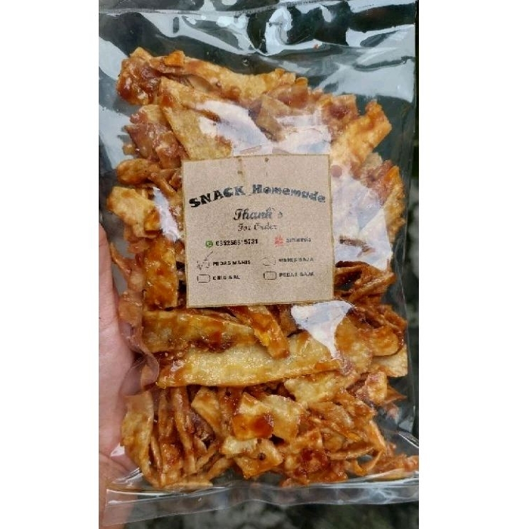 

250g kripik manggleng singkong pedas manis / ori kmasan 250g